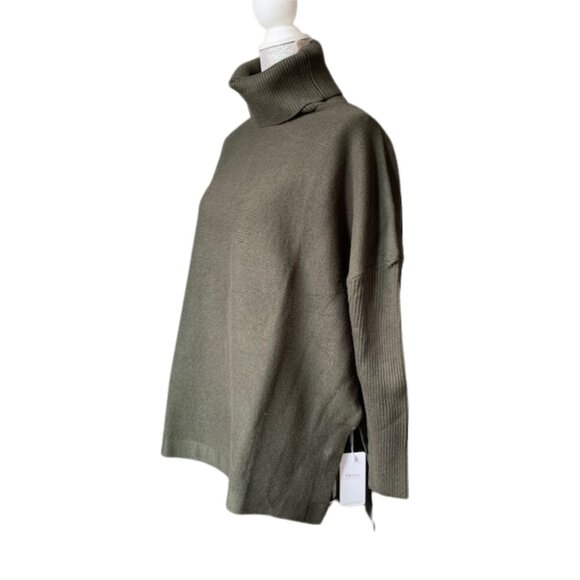 DRRITA Women's Oversized Turtleneck Sweater in Army Green, MEDIUM NWT - Picture 7 of 14